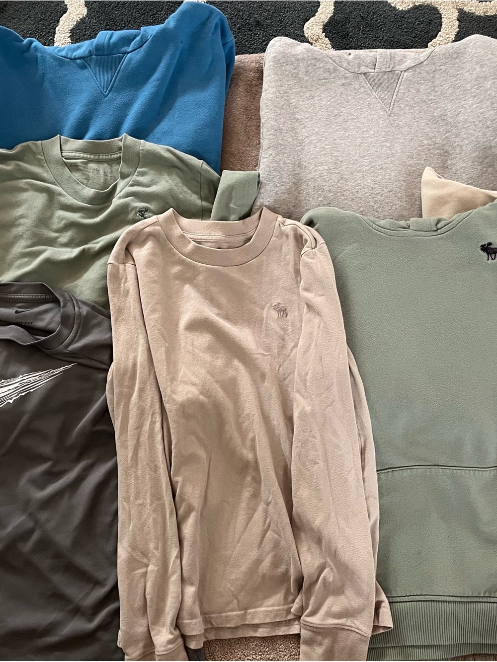 Abercrombie, Nike, All in Motion tops boys bundle, sweatshirt, tees.